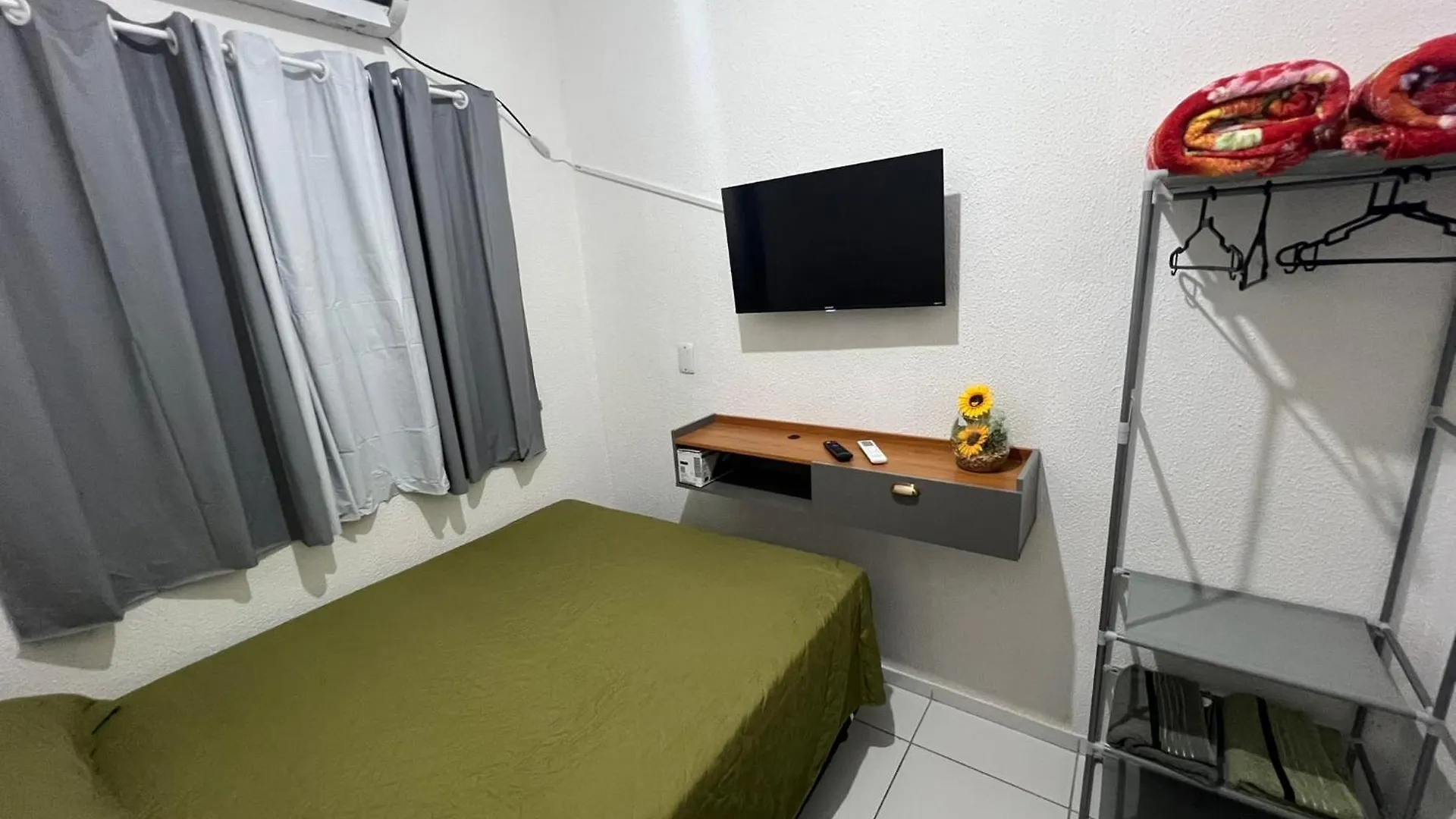 Apartamento Completo E Bem Localizado! Casa Biarritz! Fortaleza